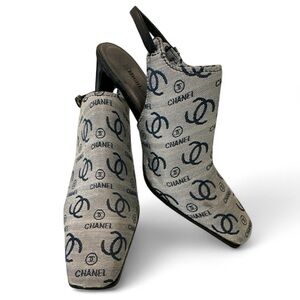 Chanel Black and Gray Logo Slingback Heels